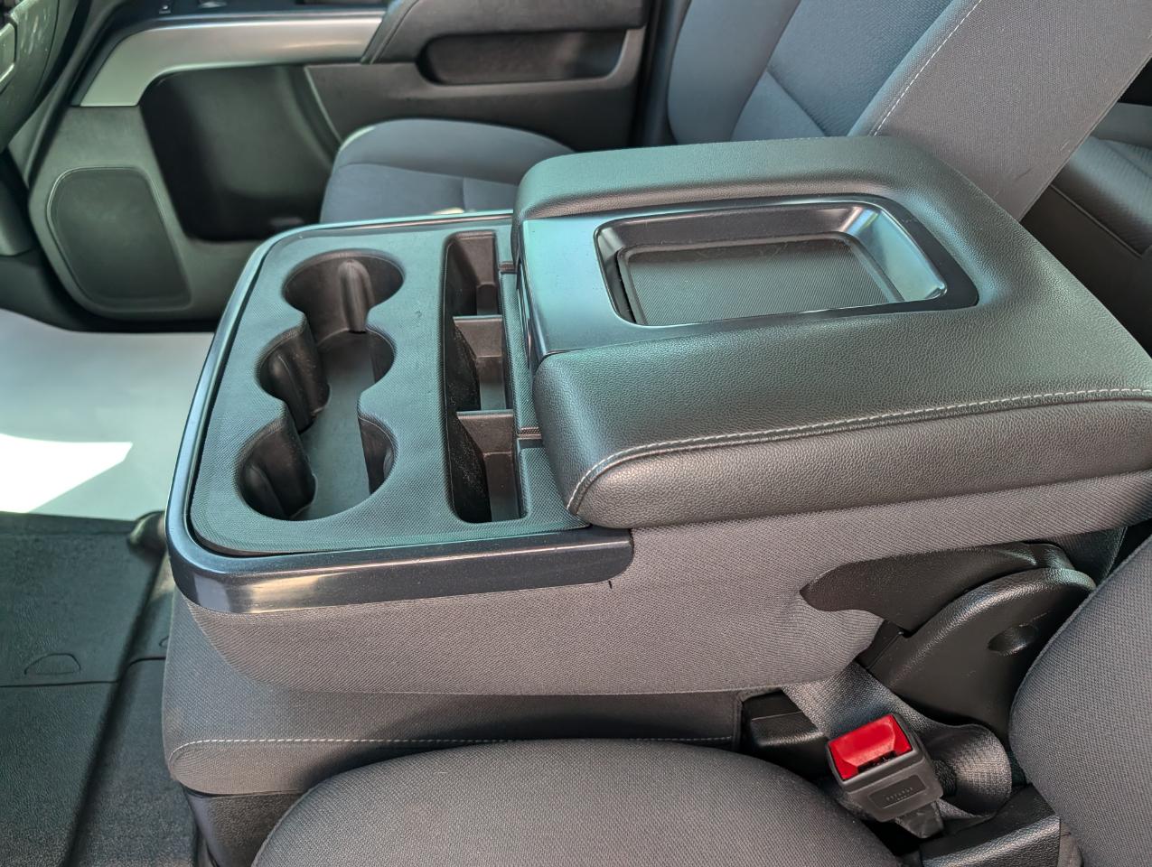 Chevrolet Silverado 1500 4WD Crew Cab 143.5" LT w/1LT 2018