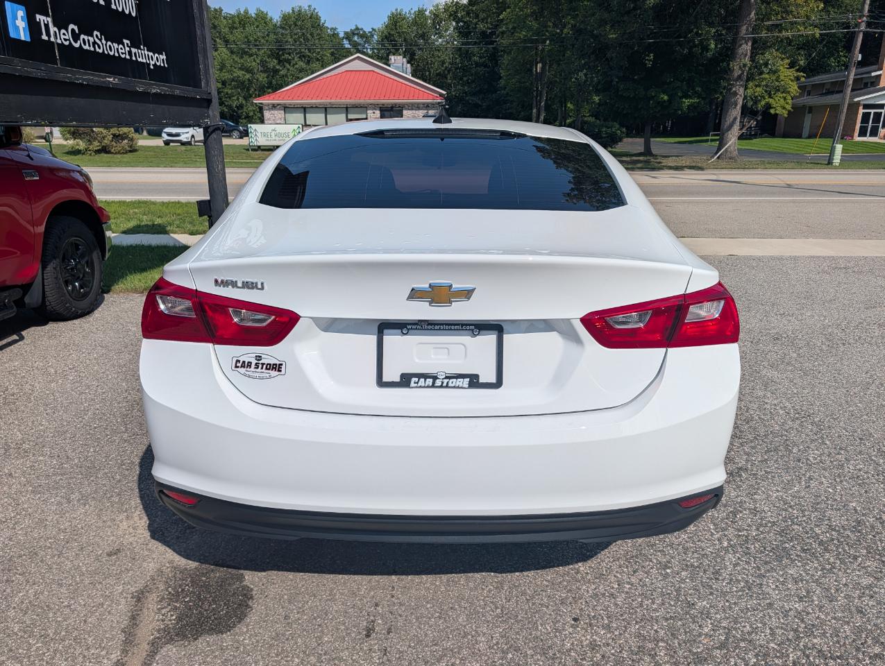Chevrolet Malibu 4dr Sdn LS w/1FL 2022