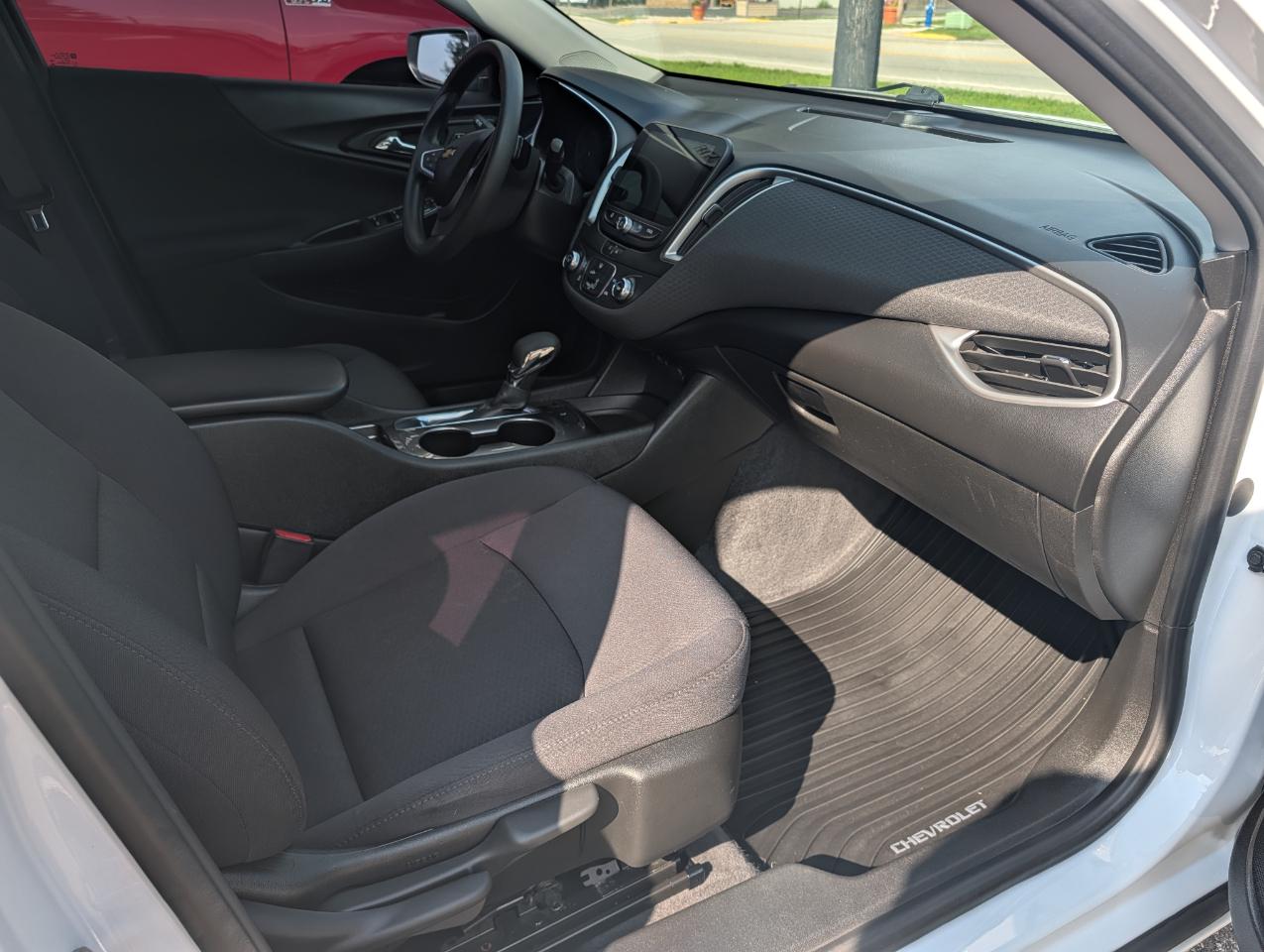 Chevrolet Malibu 4dr Sdn LS w/1FL 2022