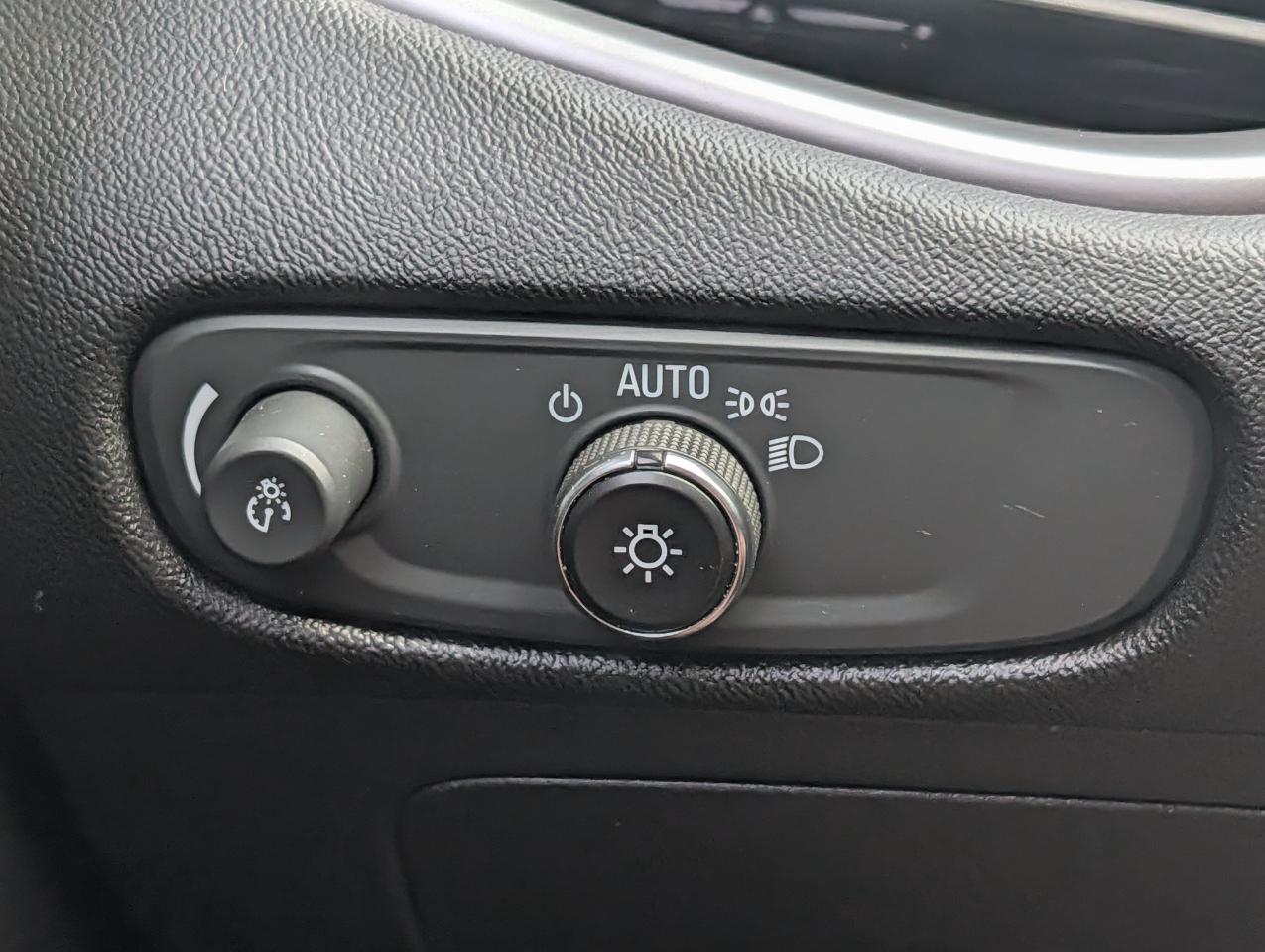 Chevrolet Malibu 4dr Sdn LS w/1FL 2022