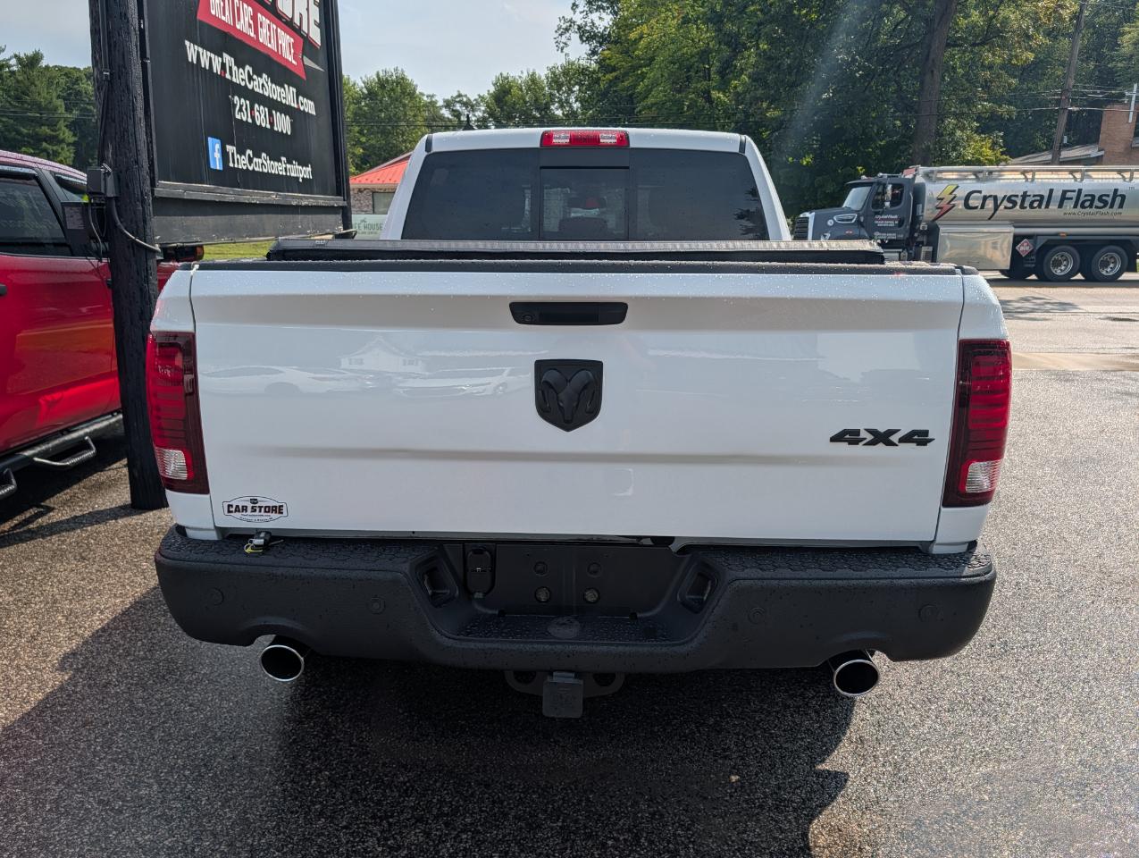 RAM 1500 Classic Warlock 4x4 Crew Cab 5'7" Box 2021