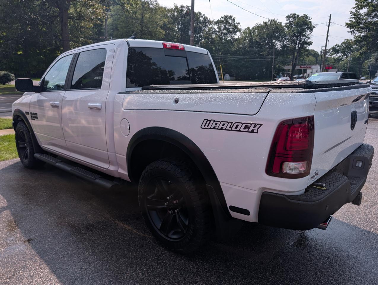 RAM 1500 Classic Warlock 4x4 Crew Cab 5'7" Box 2021