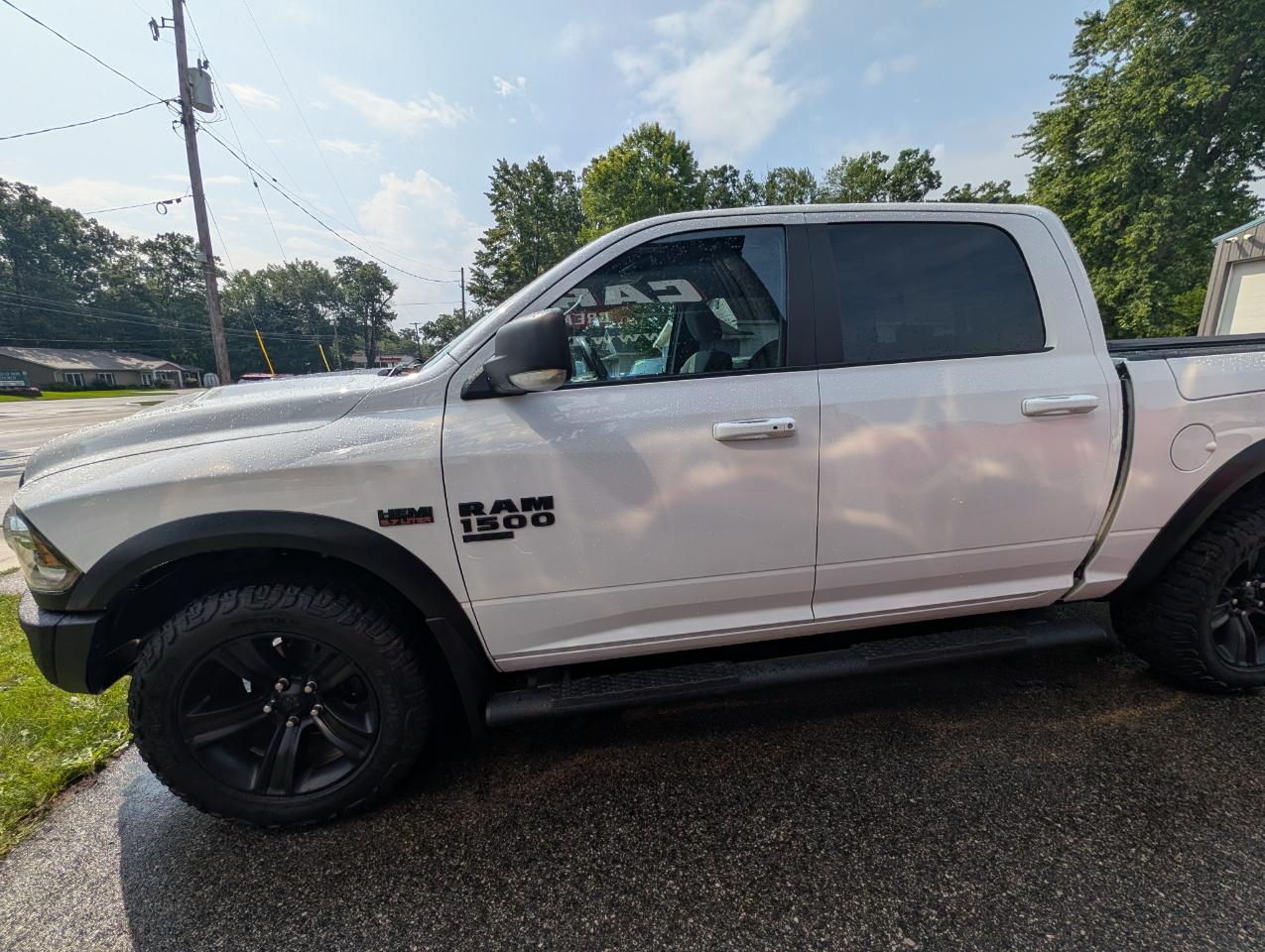 RAM 1500 Classic Warlock 4x4 Crew Cab 5'7" Box 2021