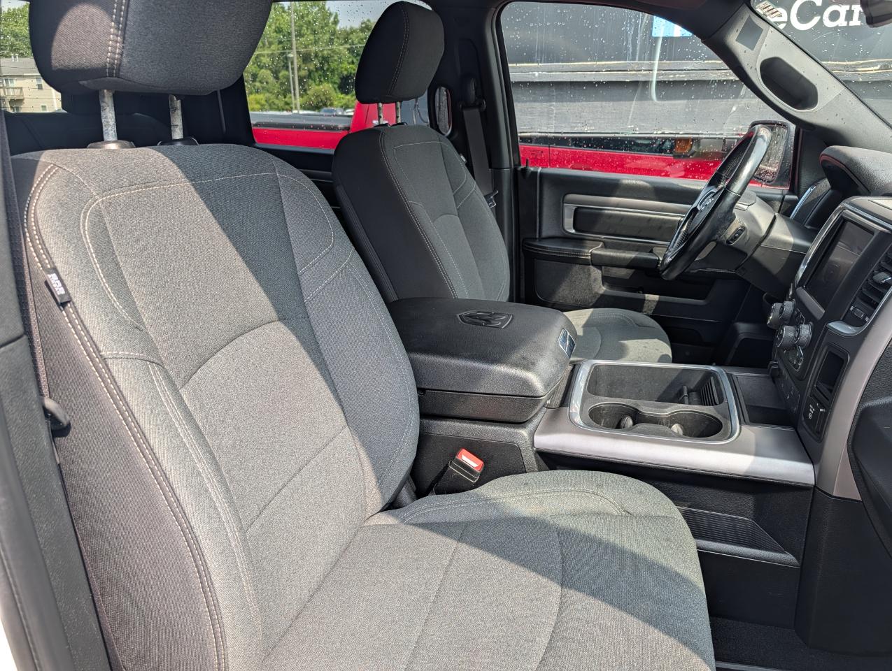 RAM 1500 Classic Warlock 4x4 Crew Cab 5'7" Box 2021