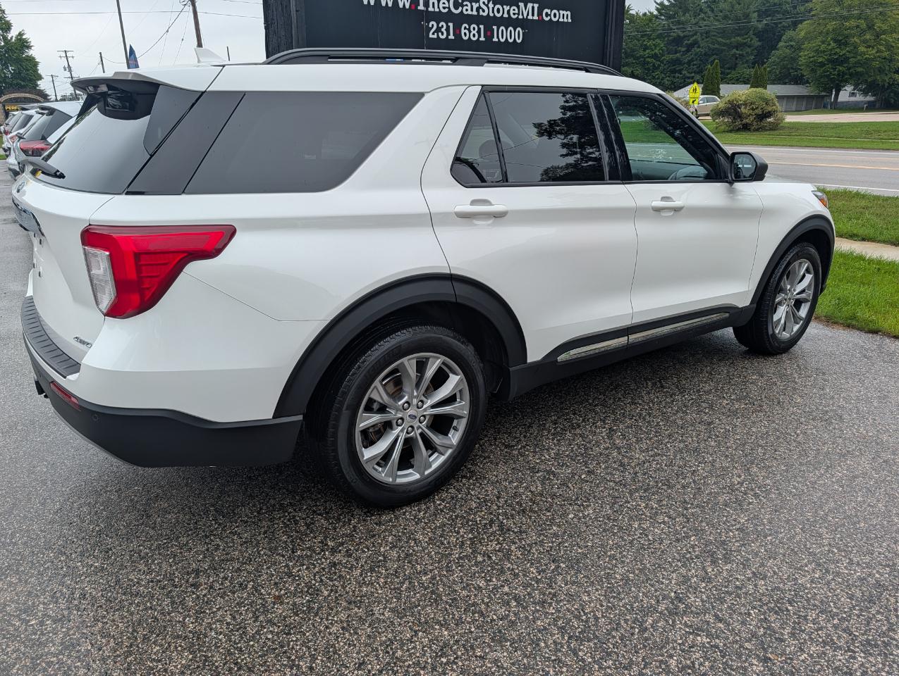Ford Explorer XLT 4WD 2023