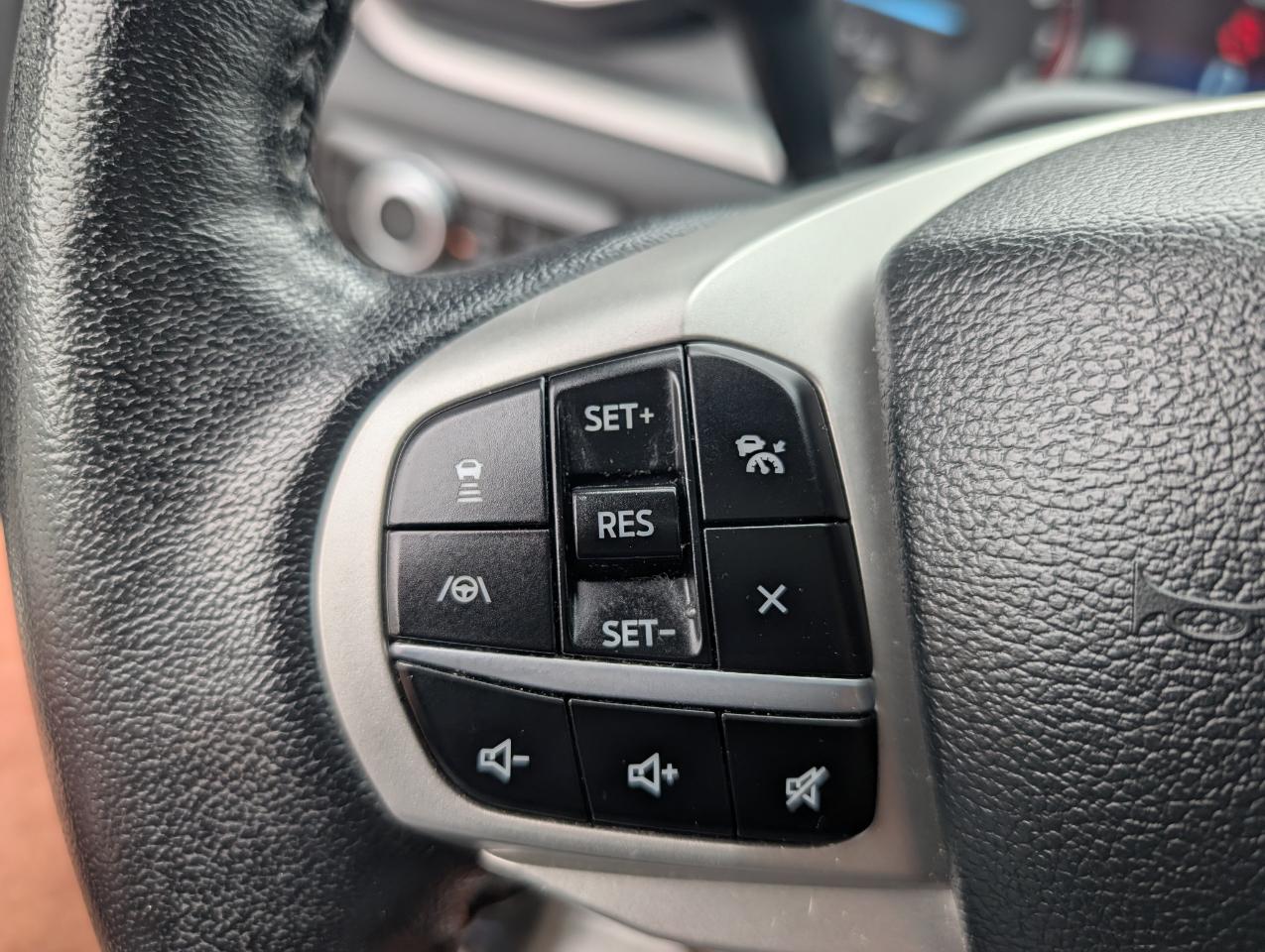 Ford Explorer XLT 4WD 2023
