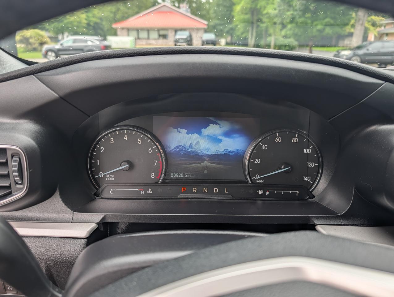 Ford Explorer XLT 4WD 2023