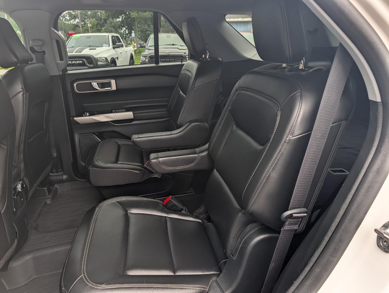 Ford Explorer XLT 4WD 2023