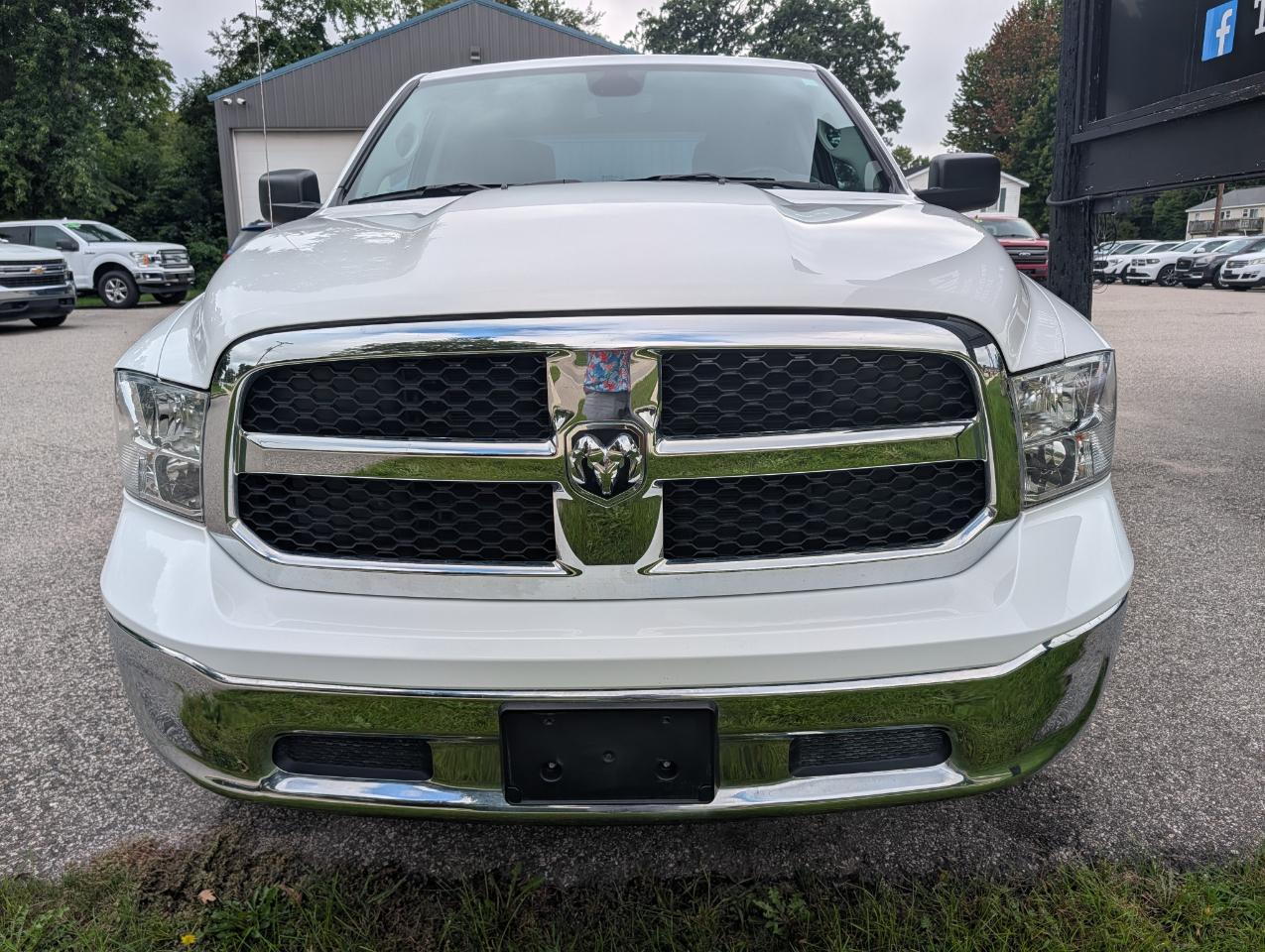 RAM 1500 Classic SLT 4x4 Crew Cab 5'7" Box 2022