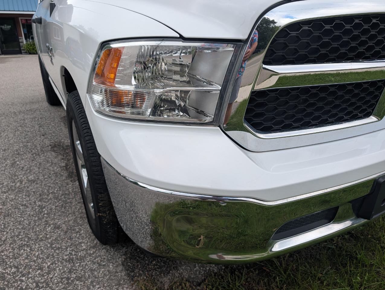 RAM 1500 Classic SLT 4x4 Crew Cab 5'7" Box 2022