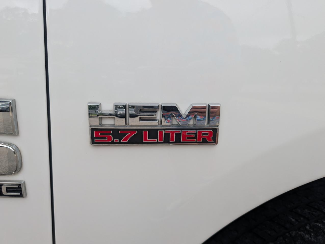 RAM 1500 Classic SLT 4x4 Crew Cab 5'7" Box 2022