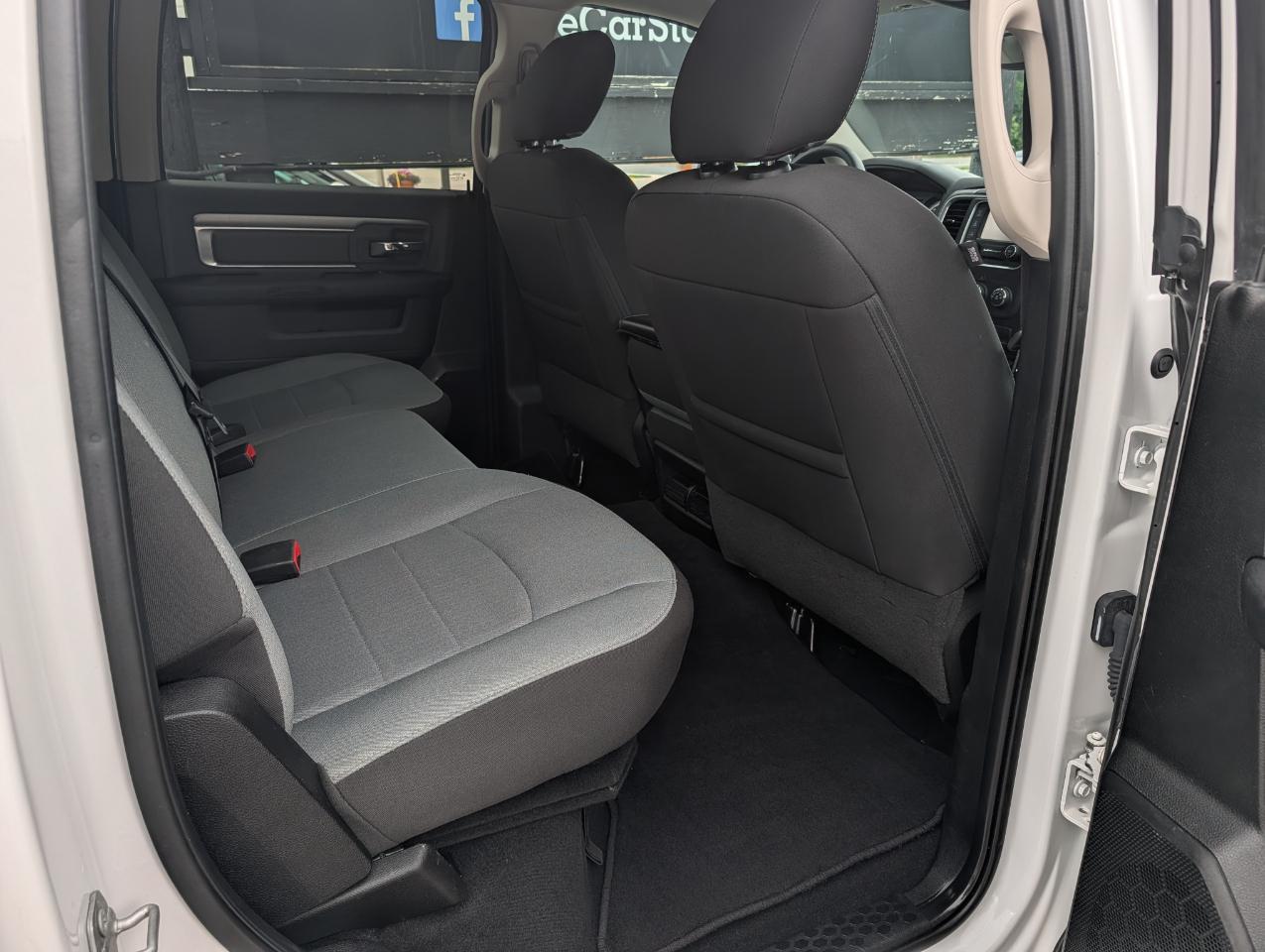 RAM 1500 Classic SLT 4x4 Crew Cab 5'7" Box 2022