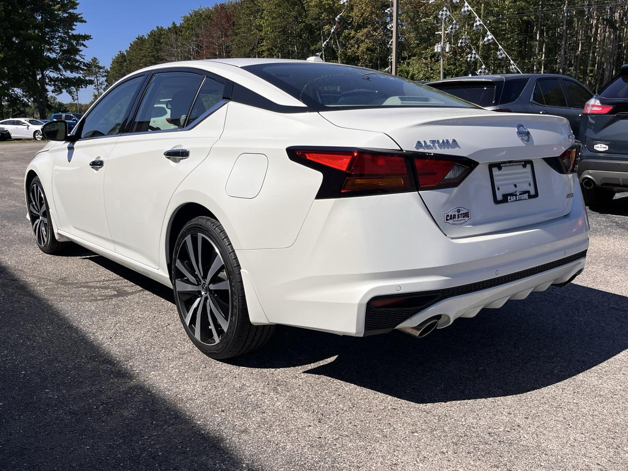 Nissan Altima 2.5 Platinum AWD Sedan 2021