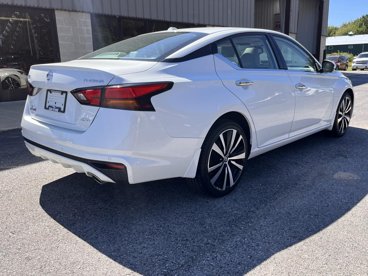 Nissan Altima 2.5 Platinum AWD Sedan 2021