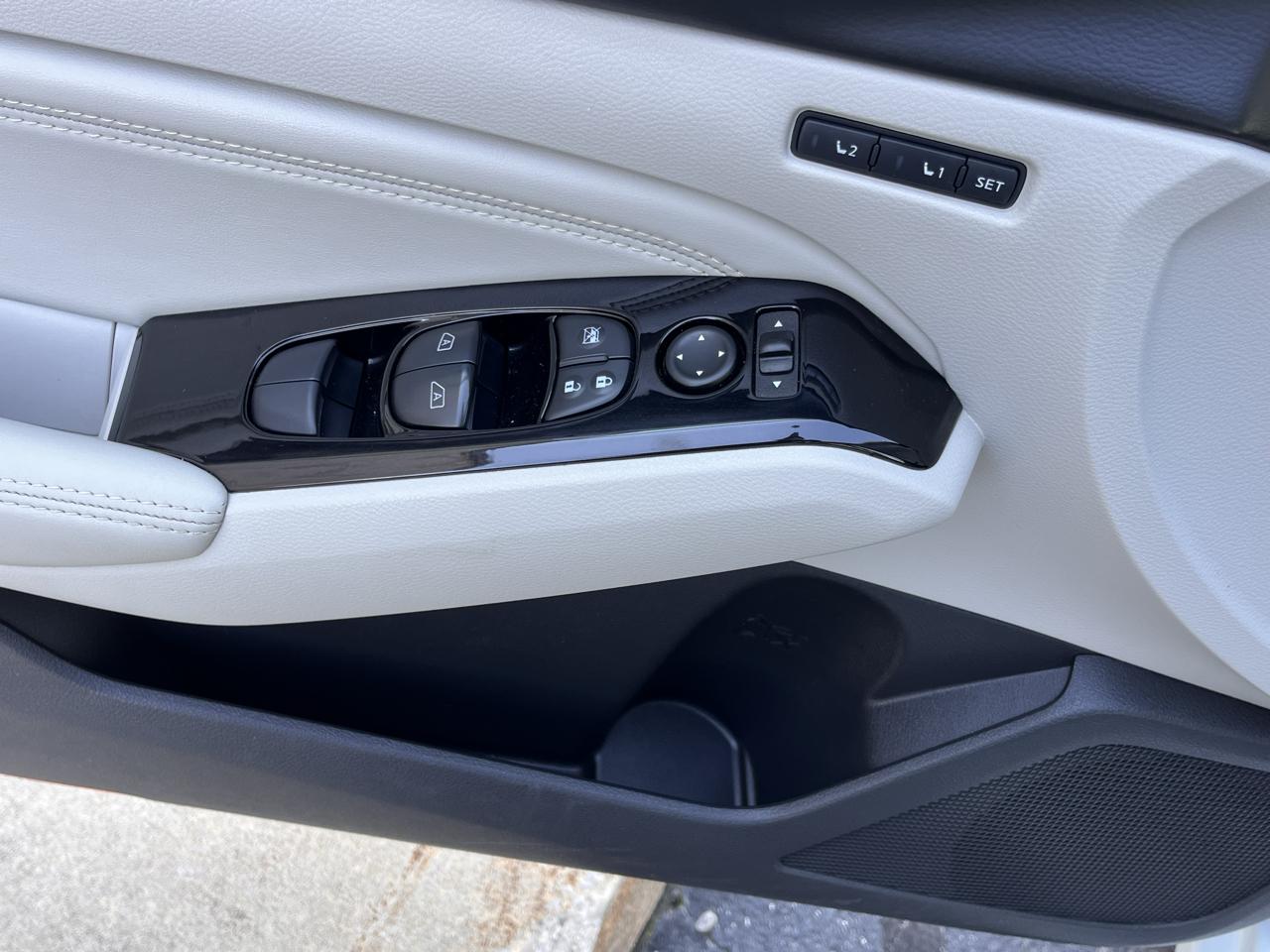 Nissan Altima 2.5 Platinum AWD Sedan 2021