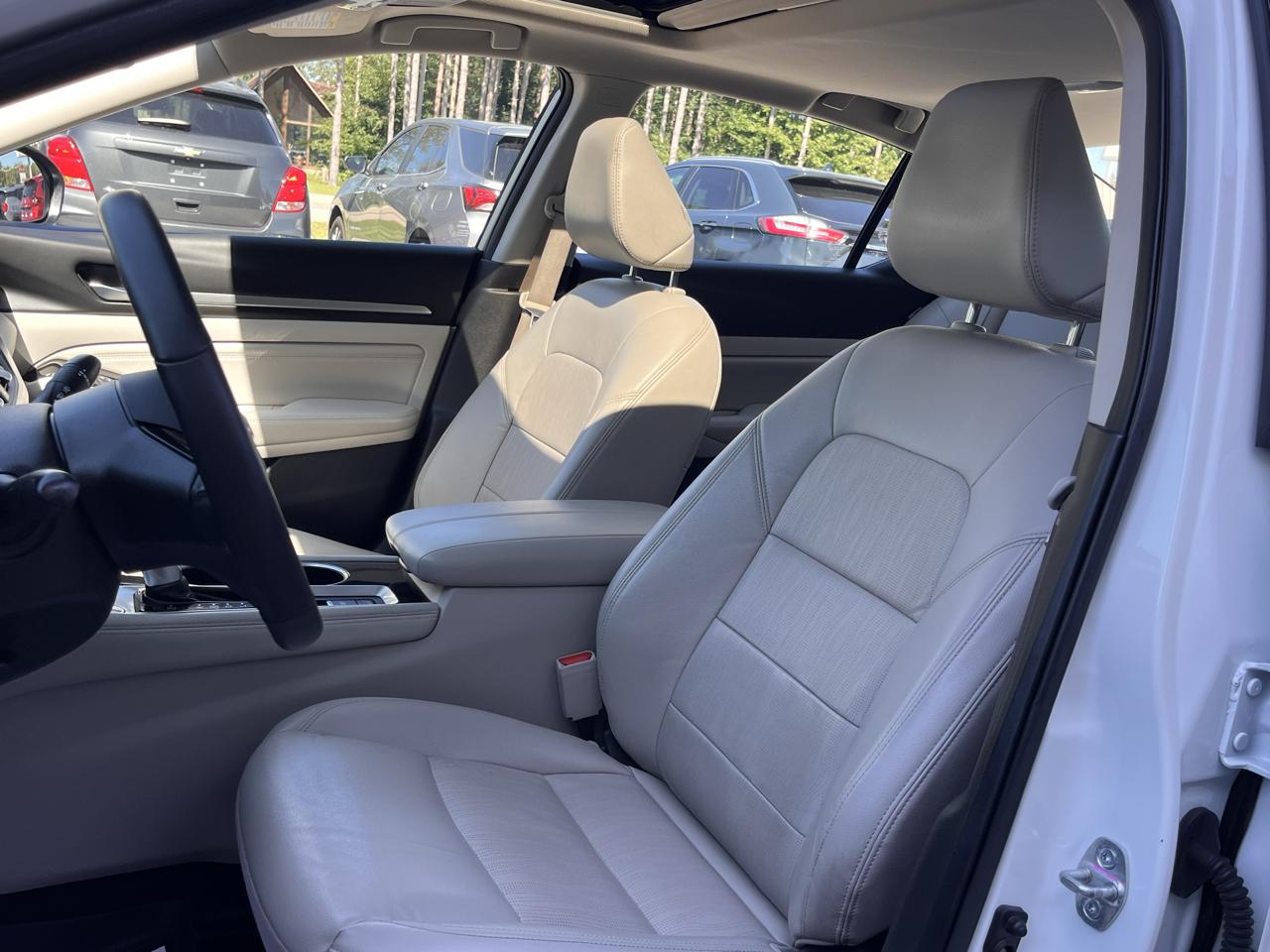 Nissan Altima 2.5 Platinum AWD Sedan 2021