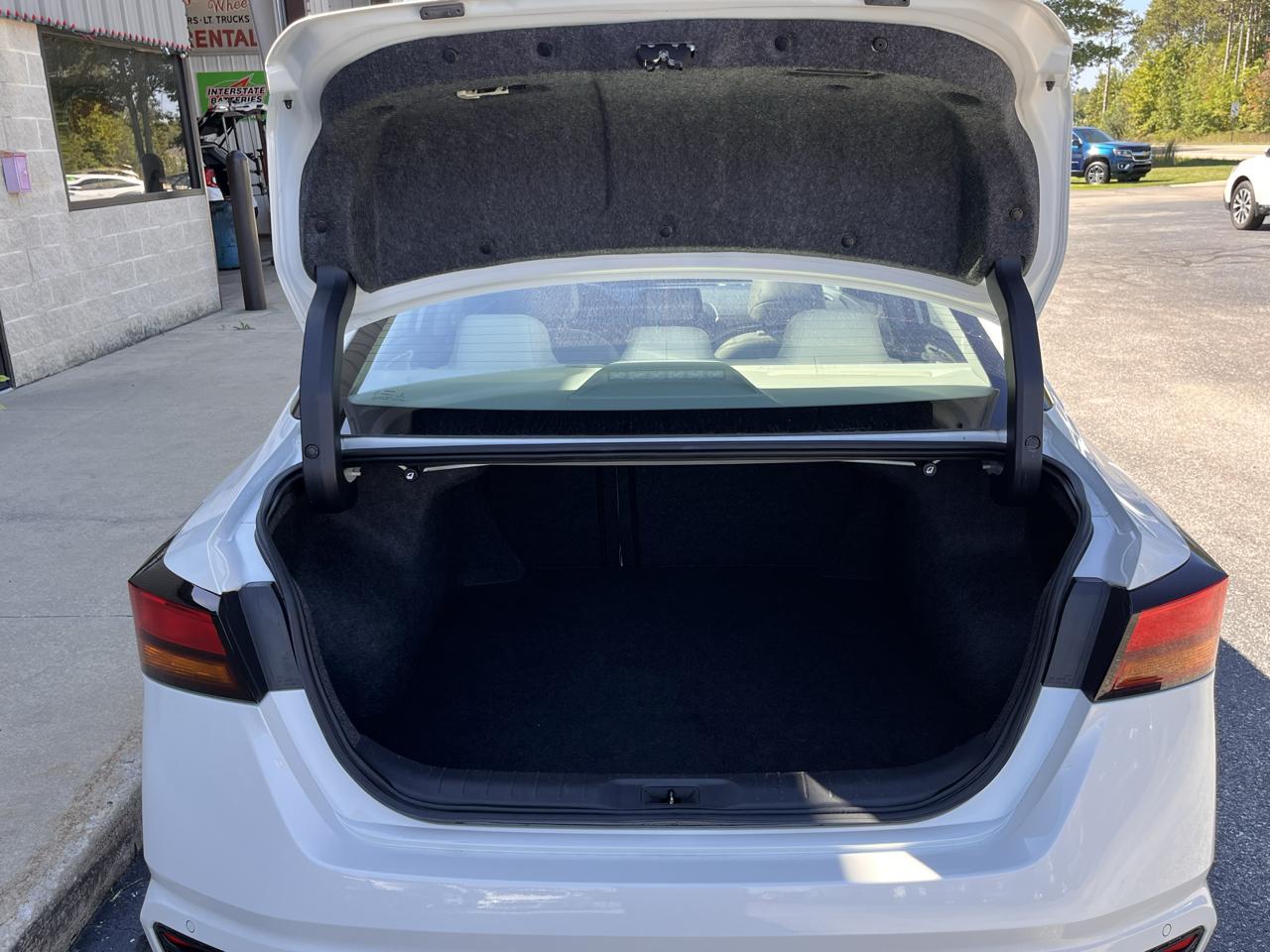 Nissan Altima 2.5 Platinum AWD Sedan 2021