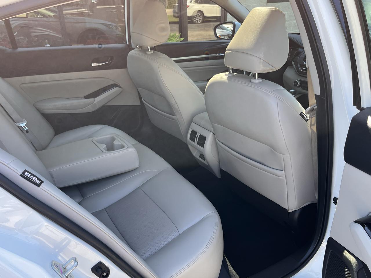 Nissan Altima 2.5 Platinum AWD Sedan 2021