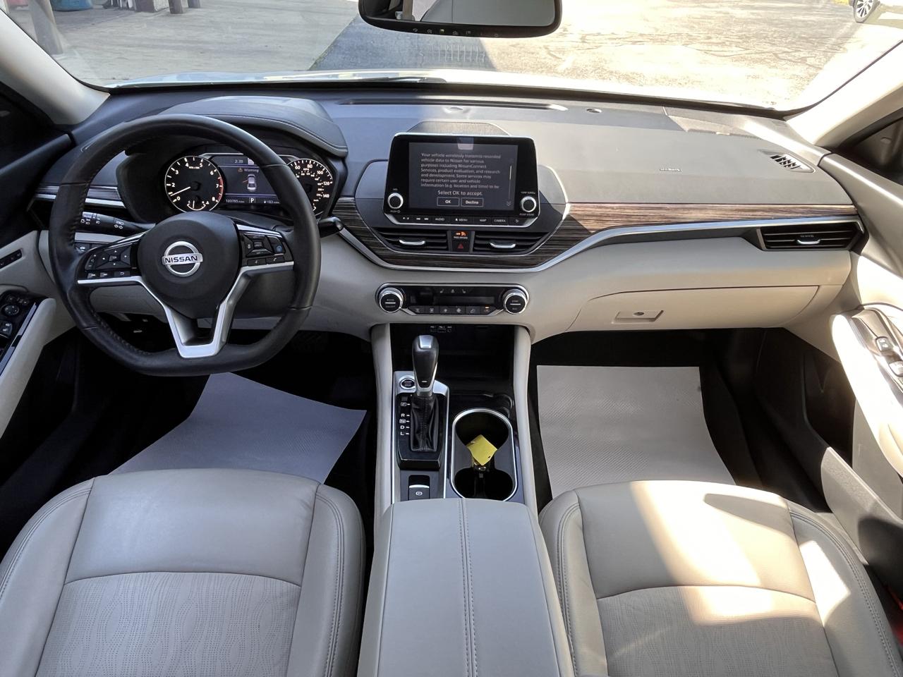 Nissan Altima 2.5 Platinum AWD Sedan 2021
