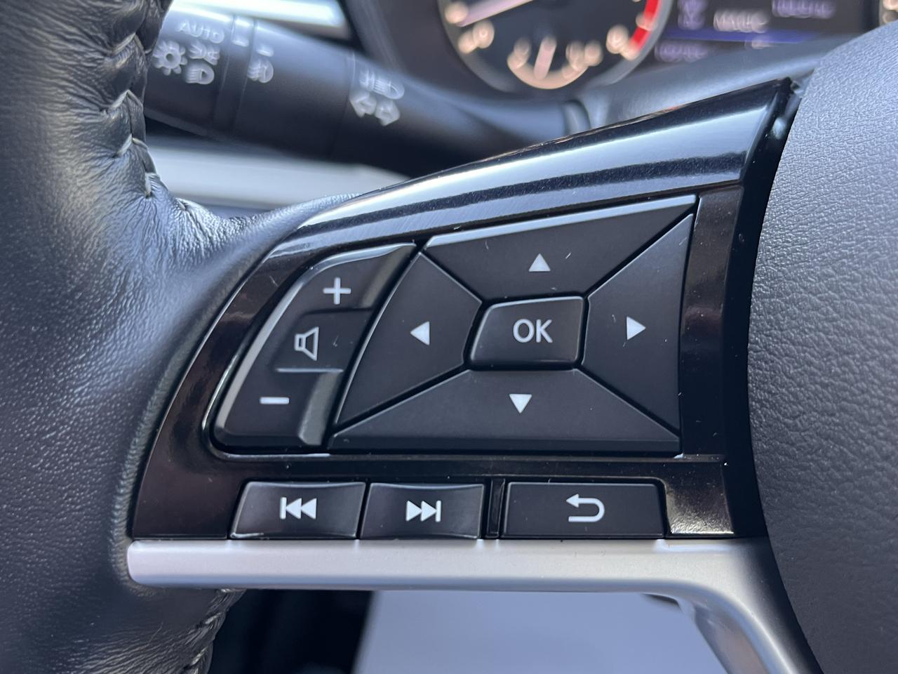 Nissan Altima 2.5 Platinum AWD Sedan 2021