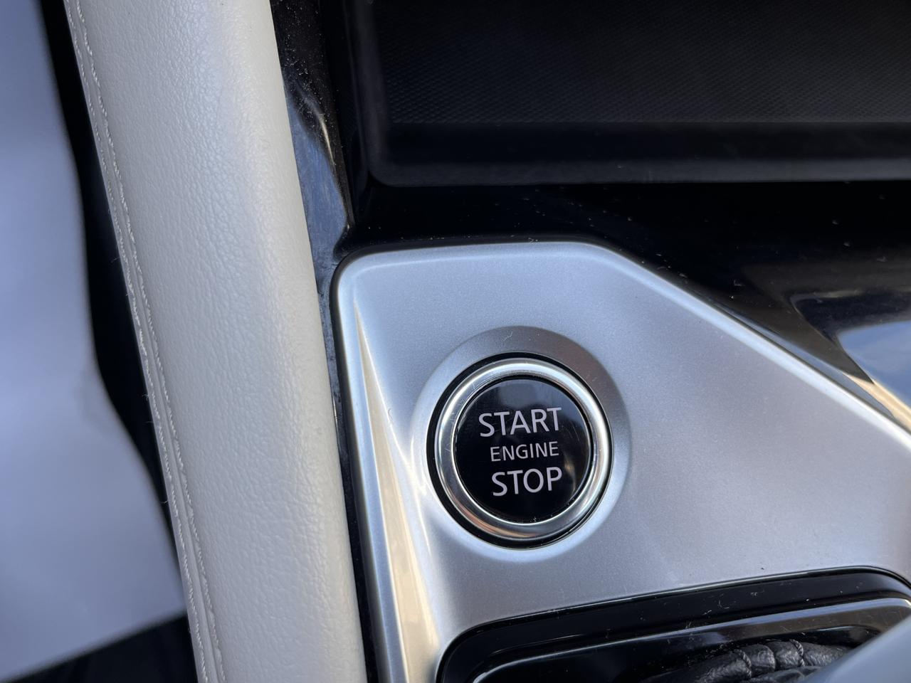 Nissan Altima 2.5 Platinum AWD Sedan 2021