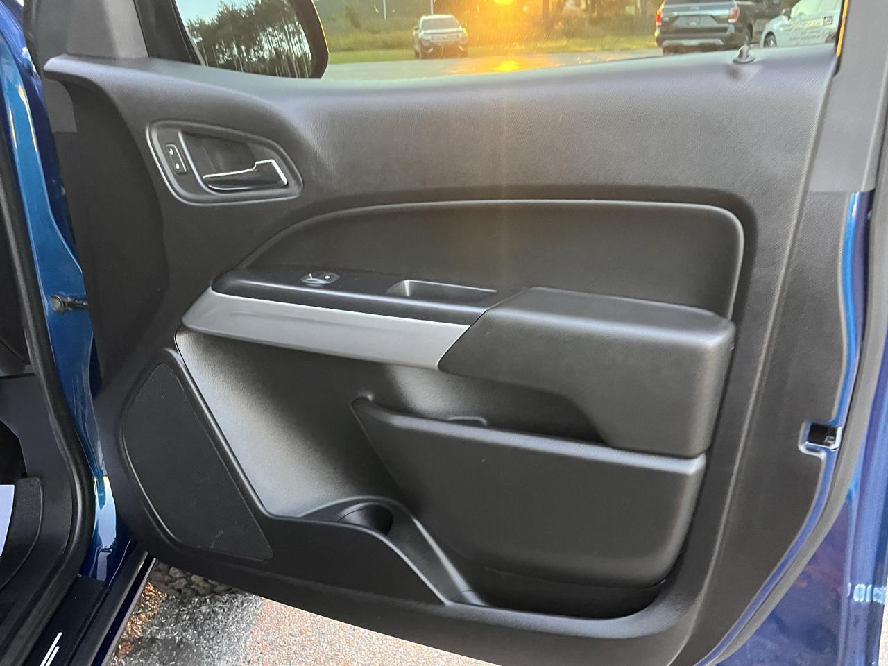 Chevrolet Colorado 4WD Crew Cab 128.3" LT 2019