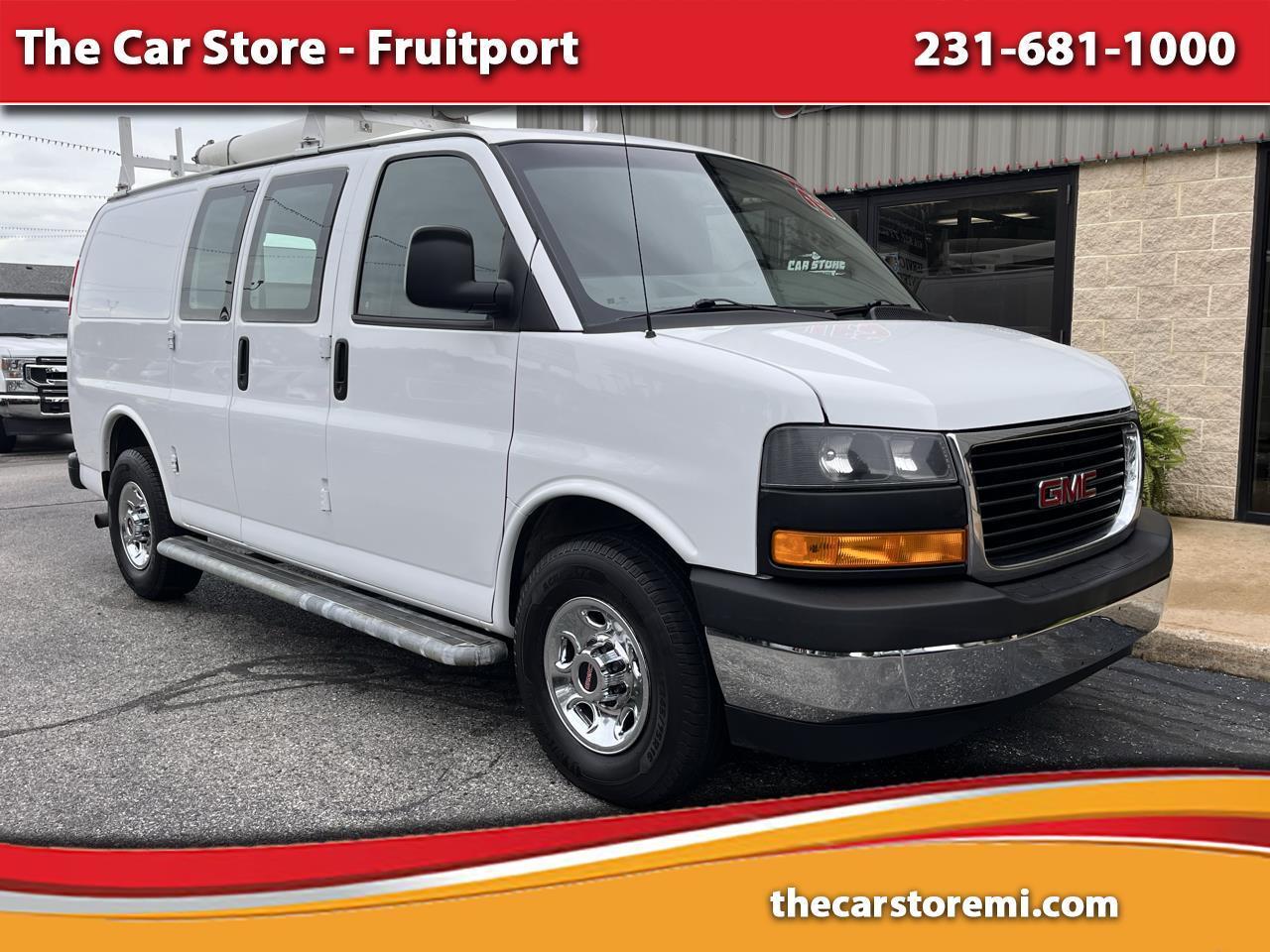 GMC Savana Cargo Van RWD 2500 135" 2018