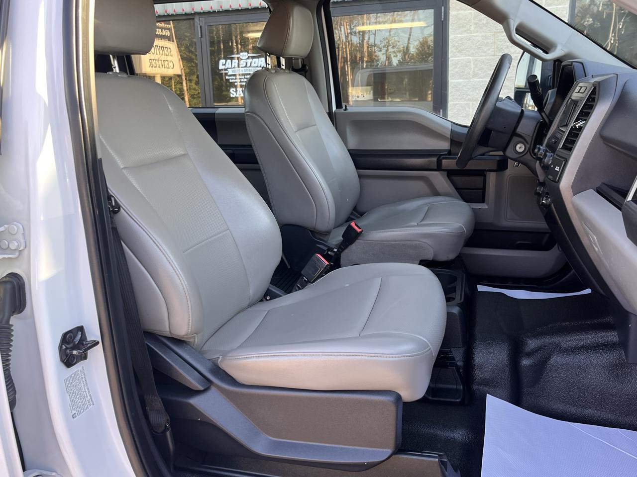 Ford Super Duty F-250 SRW XL 4WD Crew Cab 8' Box 2022