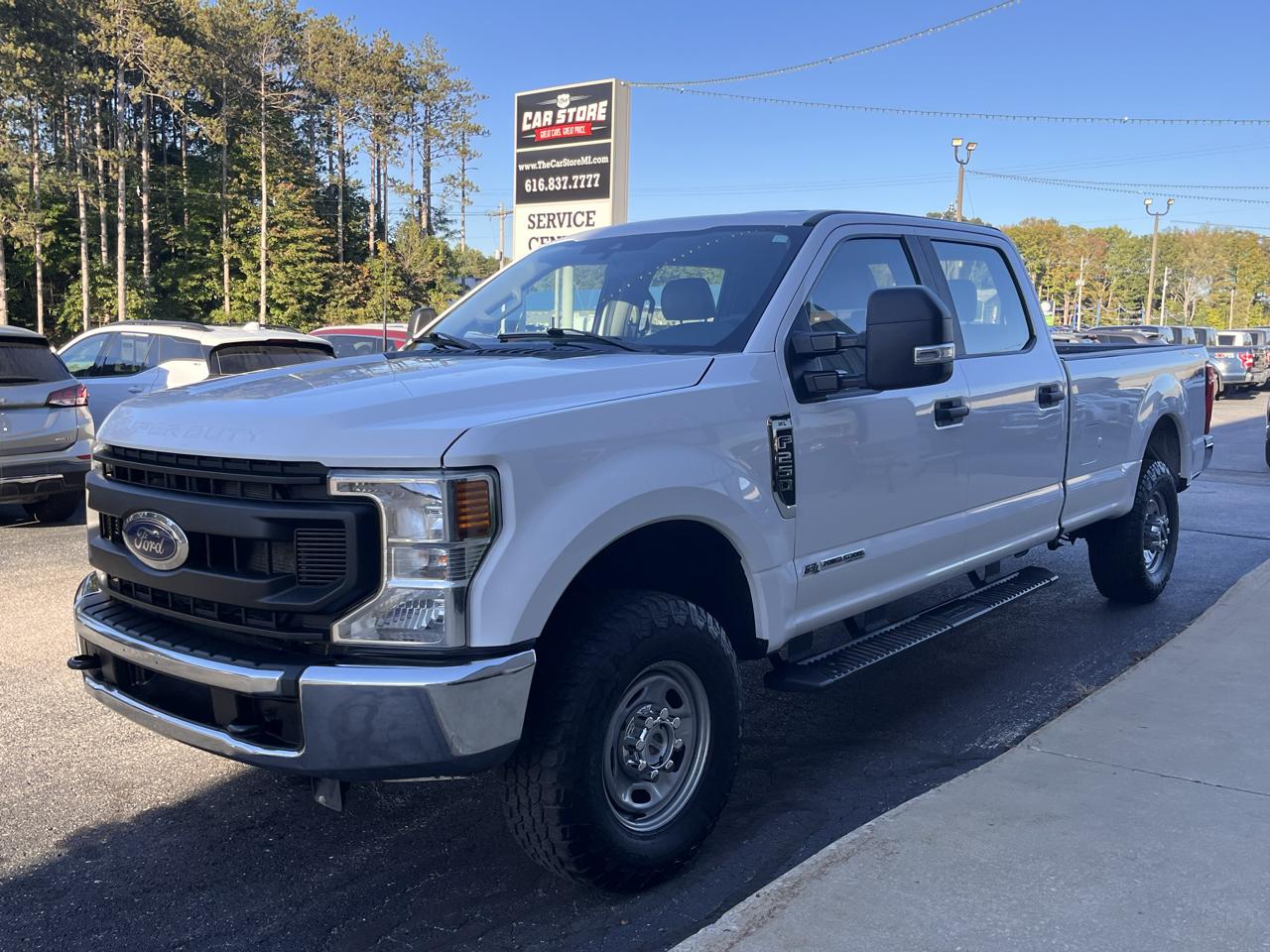 Ford Super Duty F-250 SRW XL 4WD Crew Cab 8' Box 2022