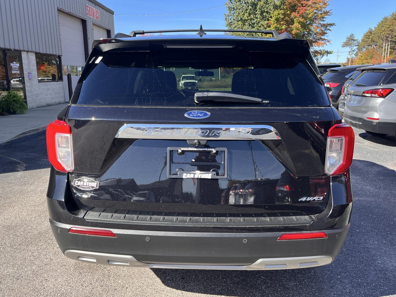 Ford Explorer XLT 4WD 2021