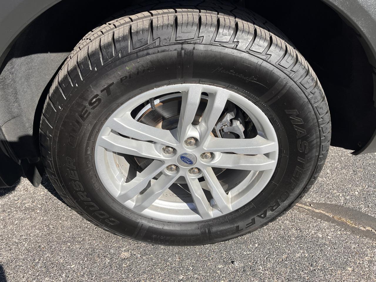 Ford Explorer XLT 4WD 2021