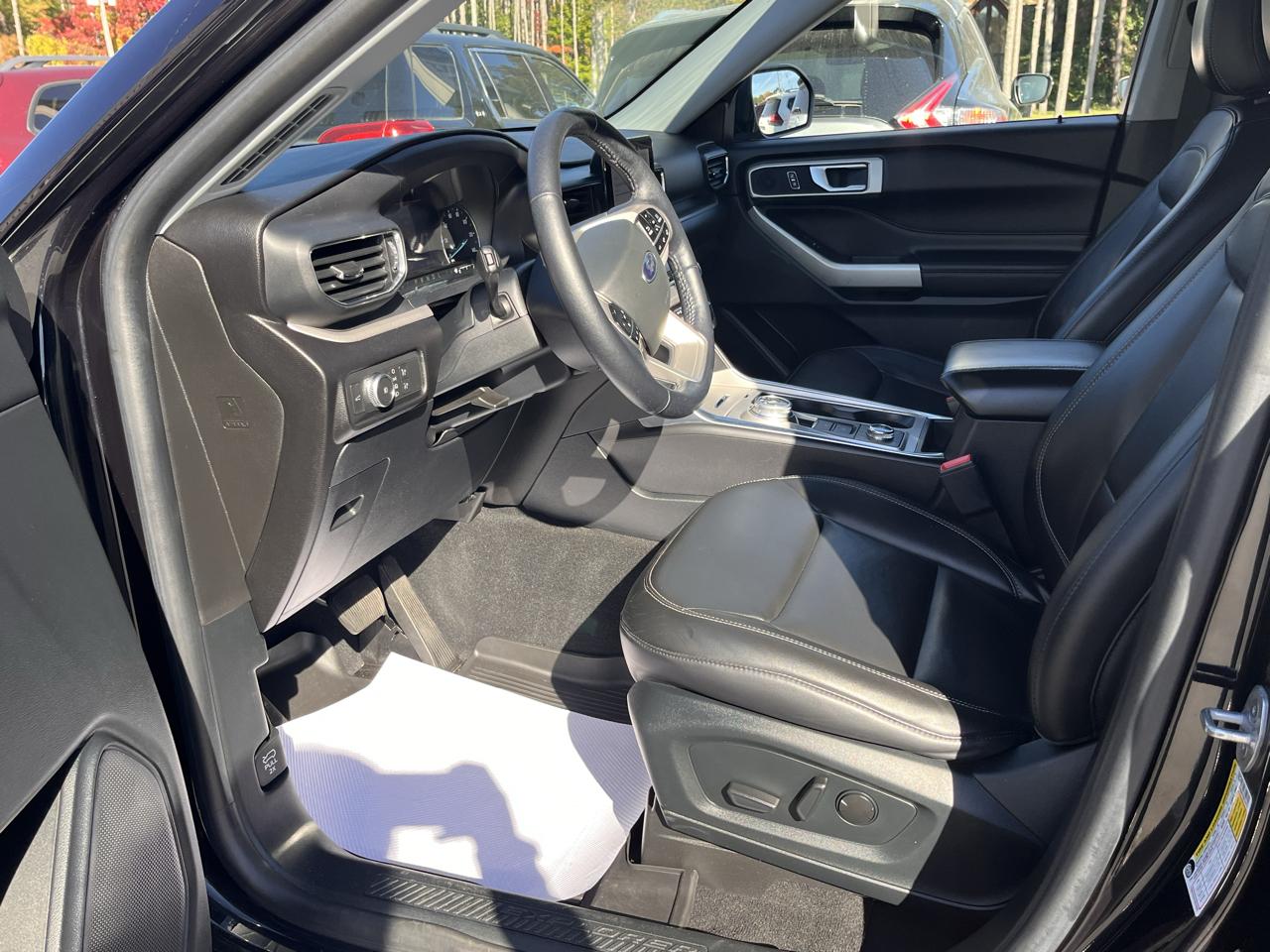 Ford Explorer XLT 4WD 2021