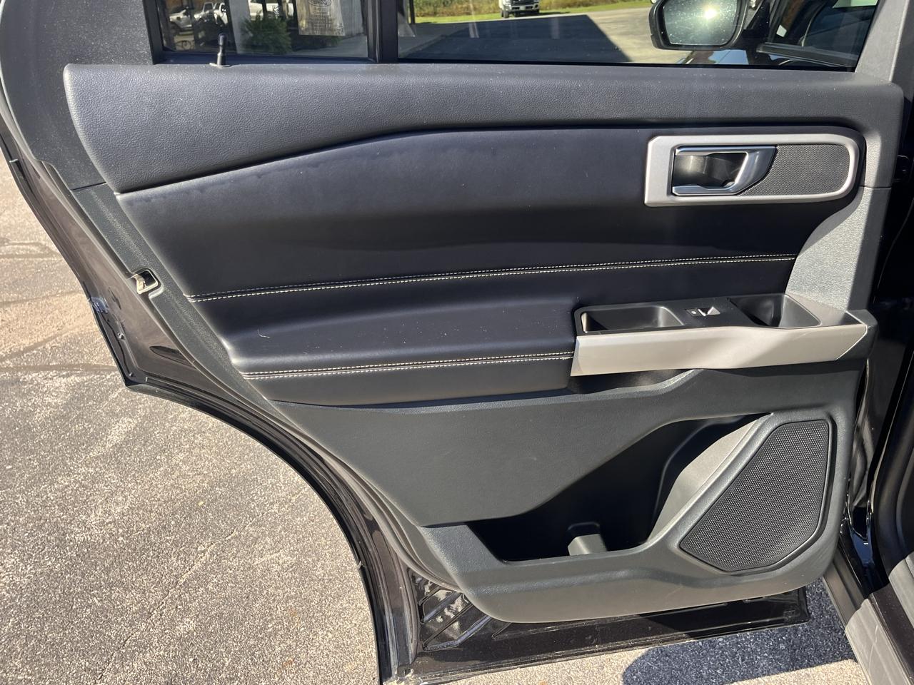 Ford Explorer XLT 4WD 2021