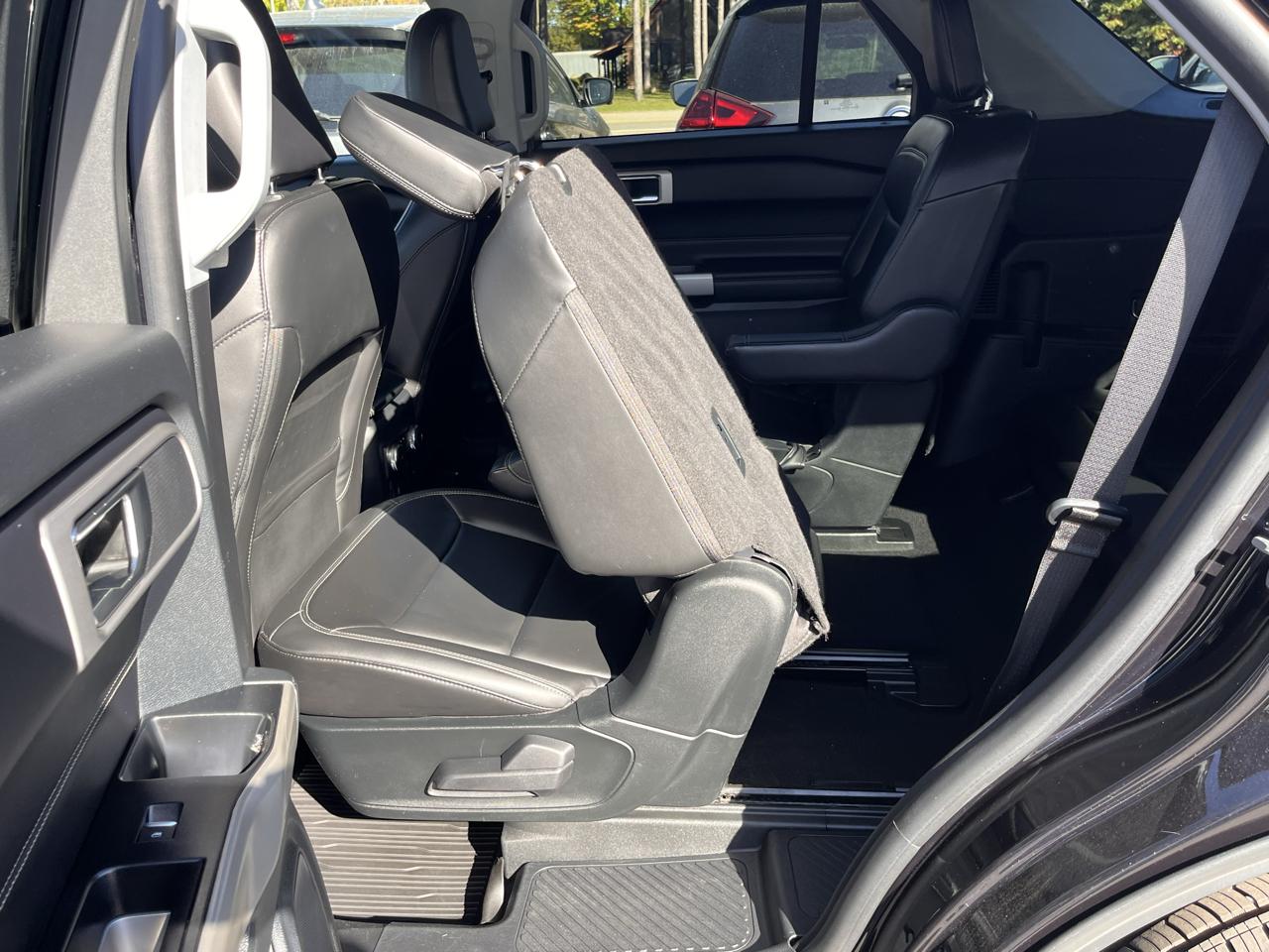 Ford Explorer XLT 4WD 2021