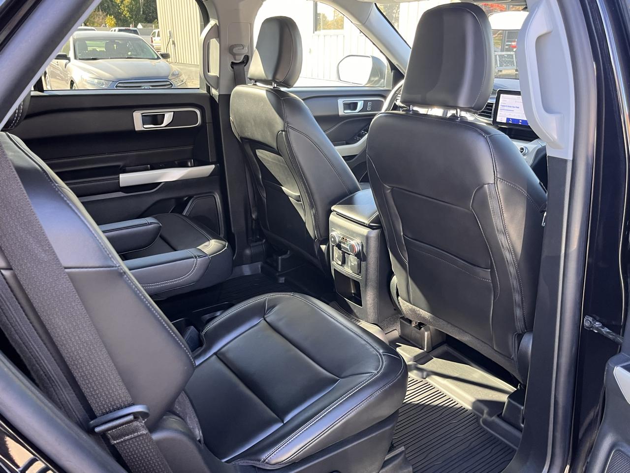 Ford Explorer XLT 4WD 2021
