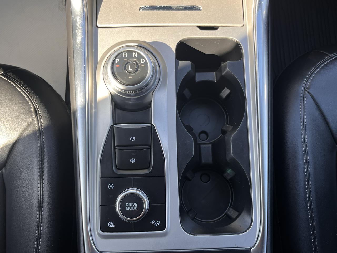 Ford Explorer XLT 4WD 2021