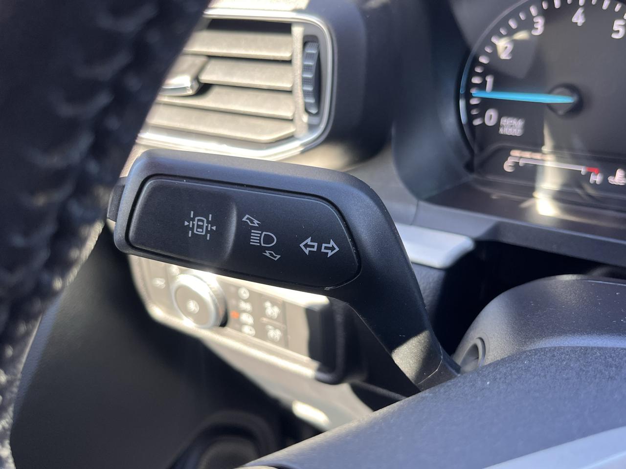 Ford Explorer XLT 4WD 2021