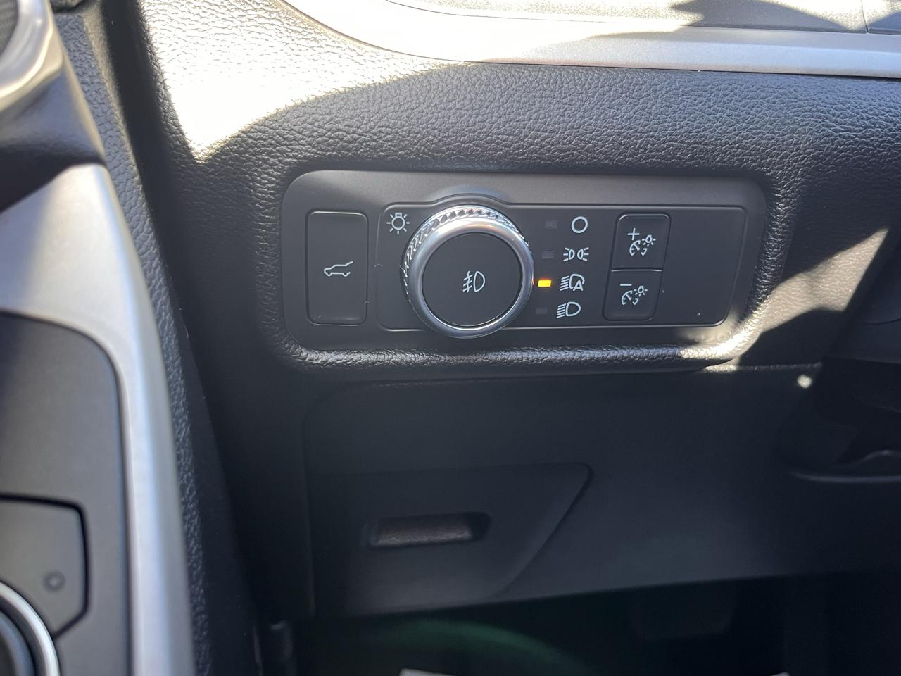 Ford Explorer XLT 4WD 2021