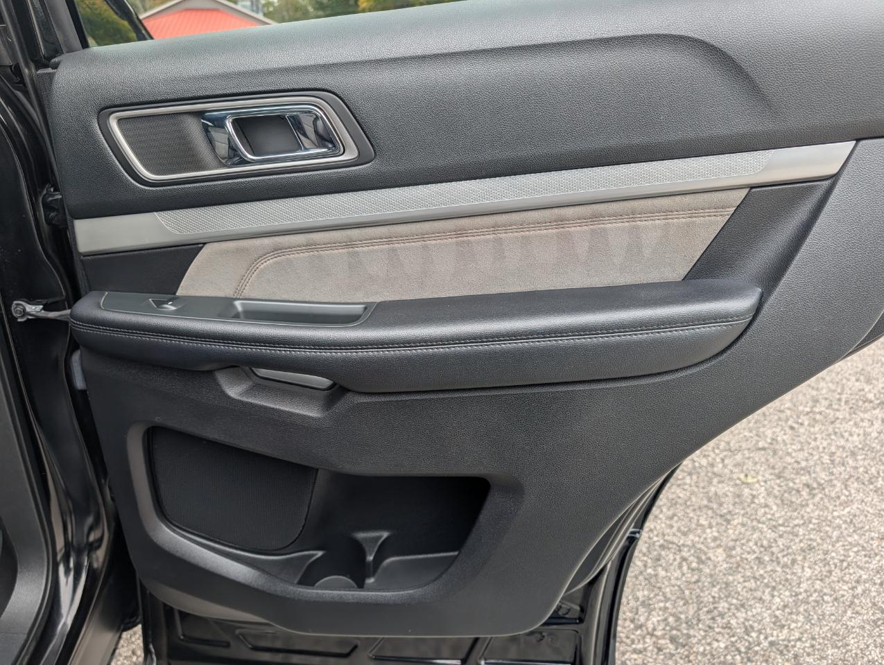 Ford Explorer XLT 4WD 2017