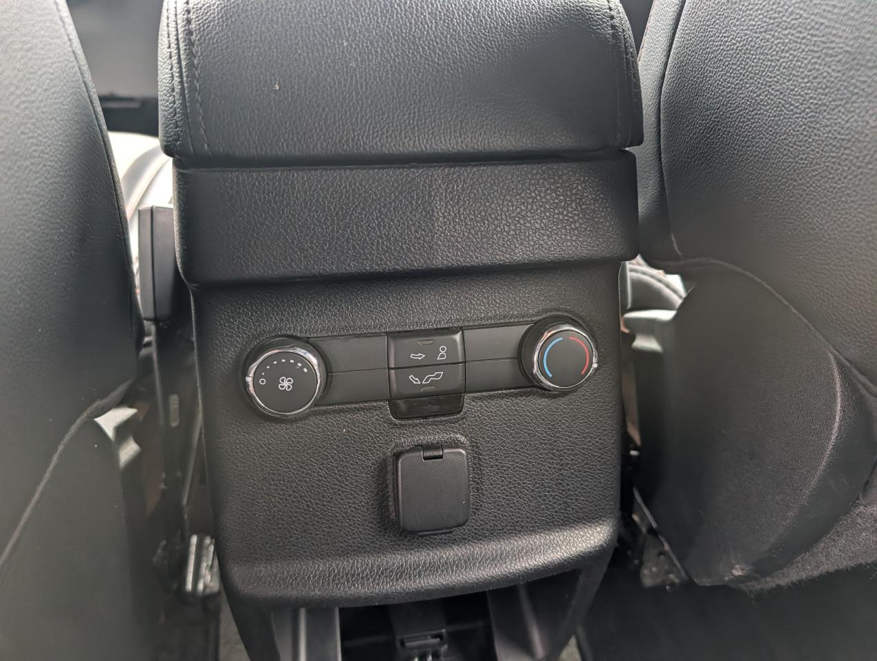 Ford Explorer XLT 4WD 2017