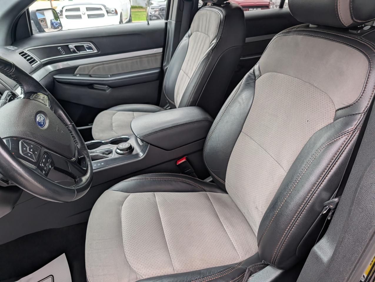 Ford Explorer XLT 4WD 2017
