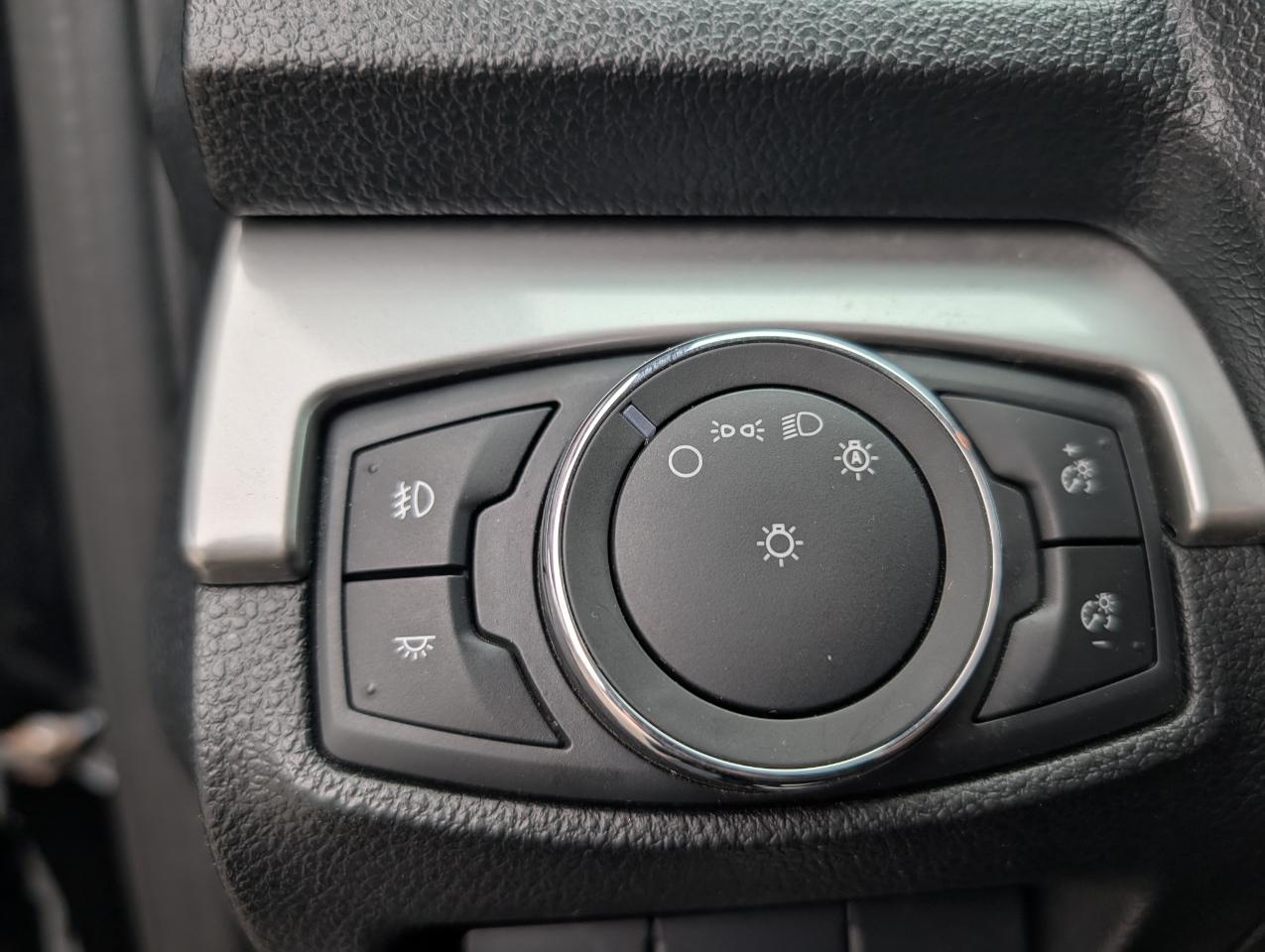 Ford Explorer XLT 4WD 2017