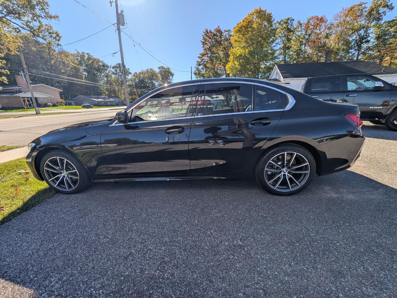 BMW 3 Series 330i xDrive Sedan 2019