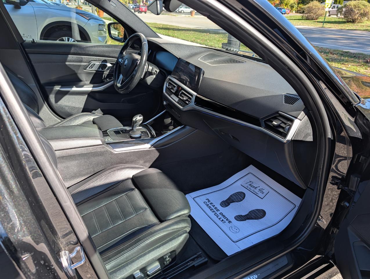 BMW 3 Series 330i xDrive Sedan 2019