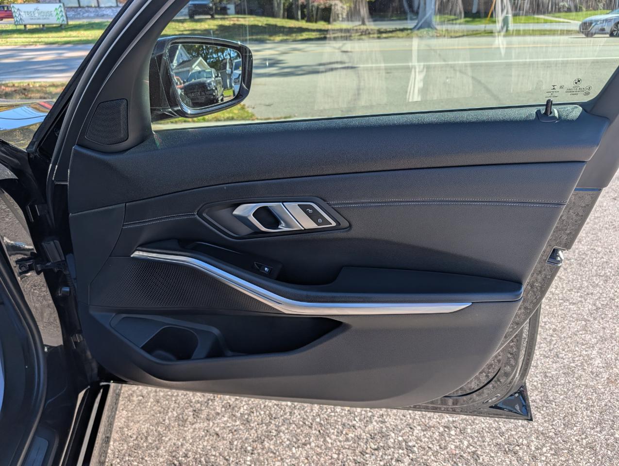BMW 3 Series 330i xDrive Sedan 2019
