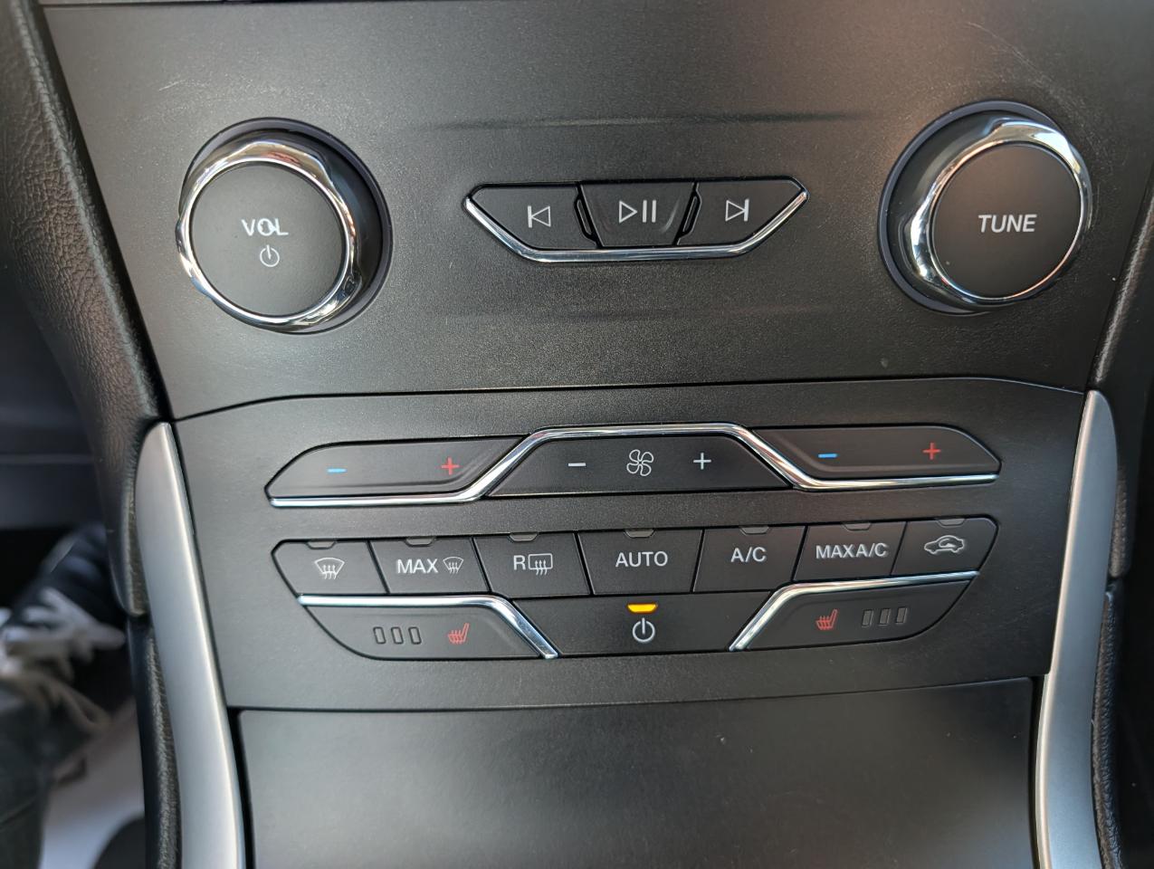Ford Edge SEL AWD 2019