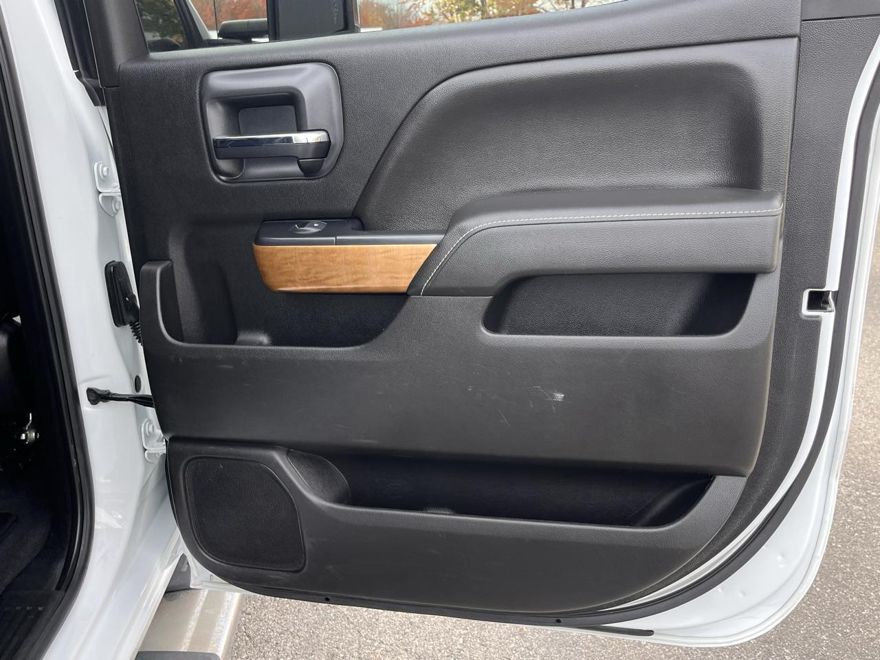Chevrolet Silverado 2500HD 4WD Crew Cab 167.7" LTZ 2019