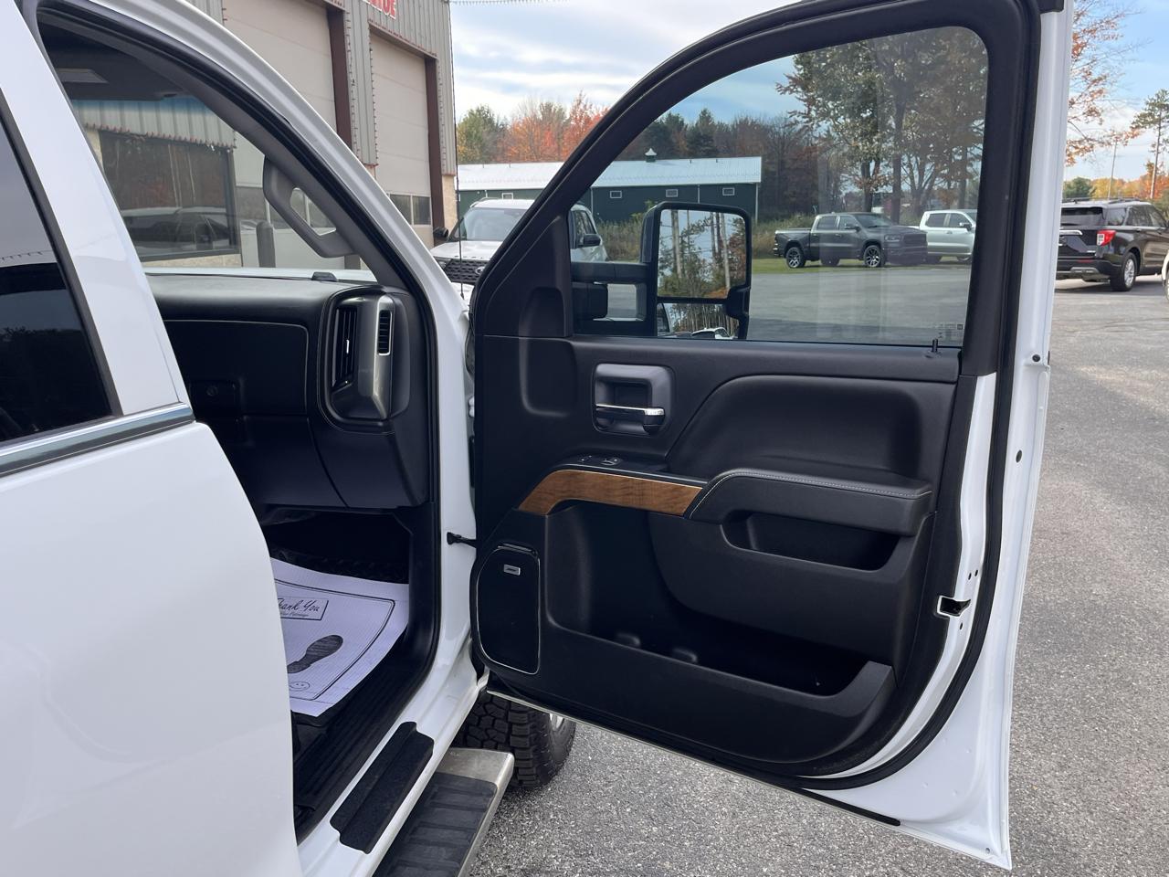 Chevrolet Silverado 2500HD 4WD Crew Cab 167.7" LTZ 2019