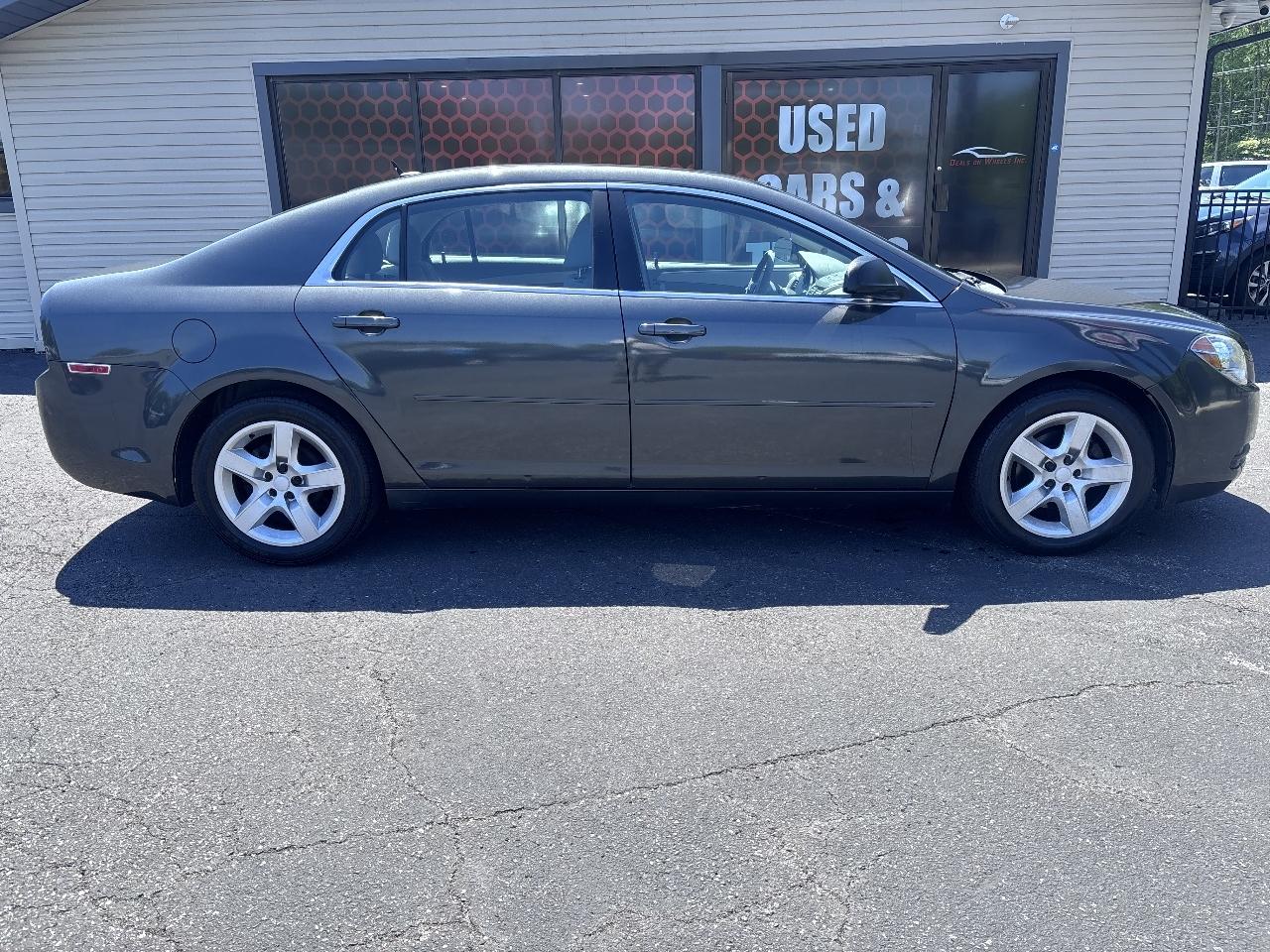 Chevrolet Malibu  2011