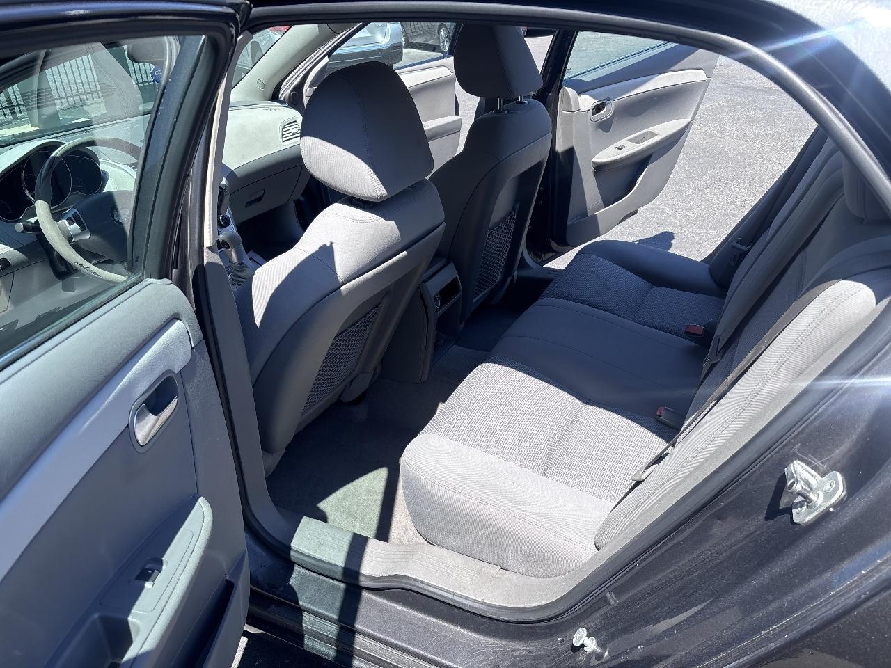 Chevrolet Malibu  2011
